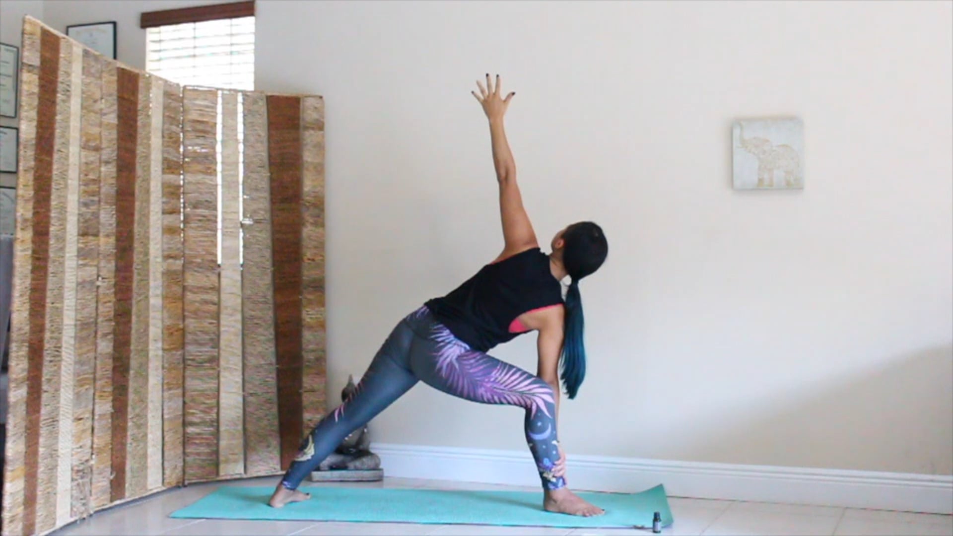 yogawithlaura Video