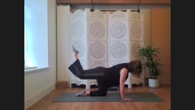 Yoga practice - Glute strengthening