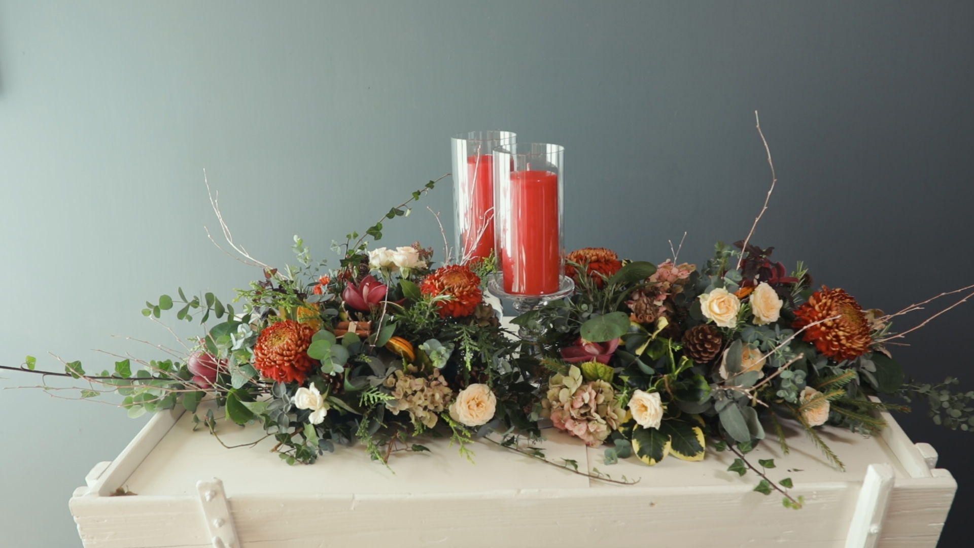 CHRISTMAS TABLE DESIGN