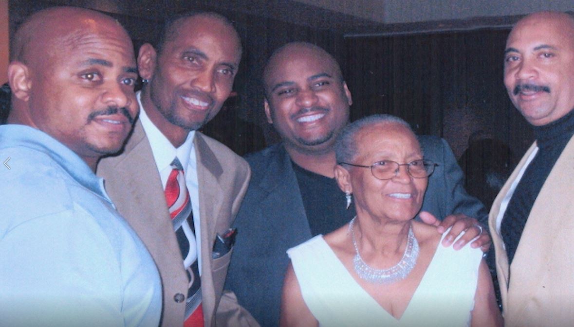 Growing Up Grovey (Episode 1) 