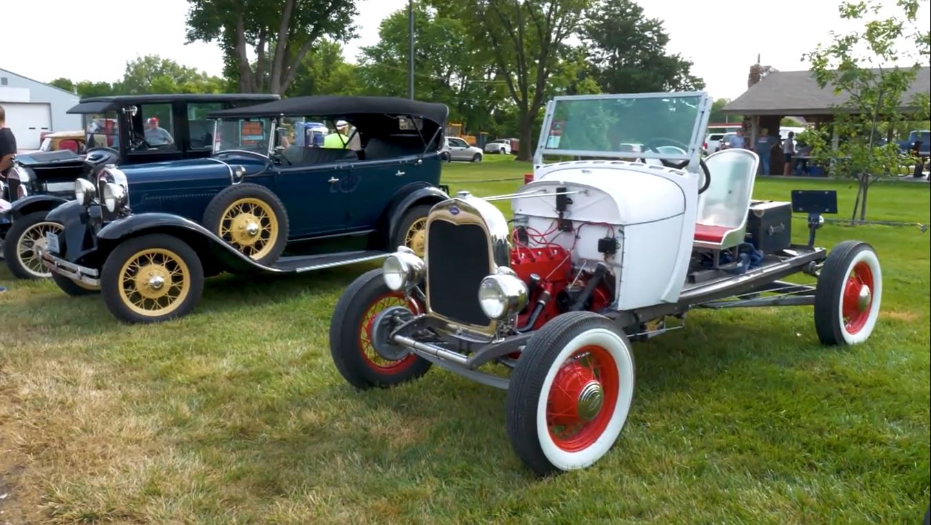 Driven - Restoring the Classics and the American Speedster