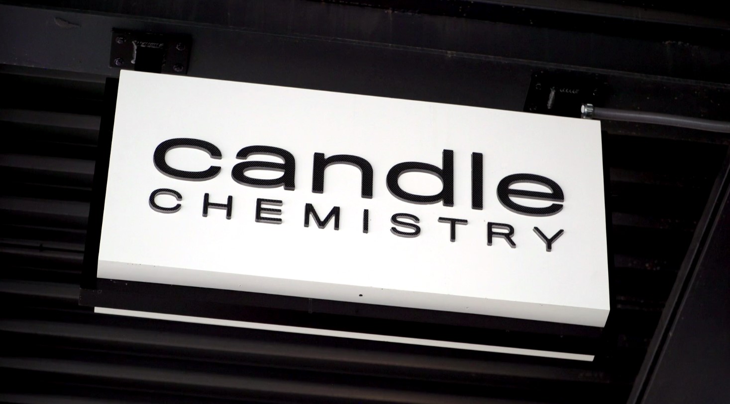 Candle Chemistry, Wildlife Protection, & Basketball Talk | AZ Living - Your Life