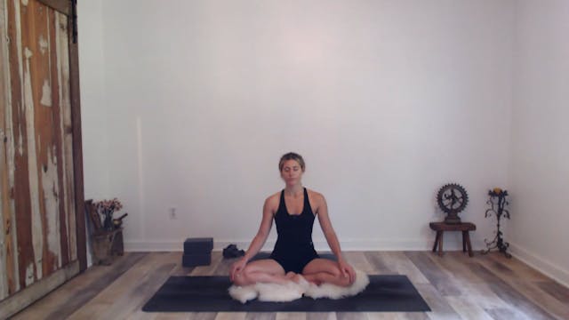 10 Min Meditation w/ Ashley- Simple V...