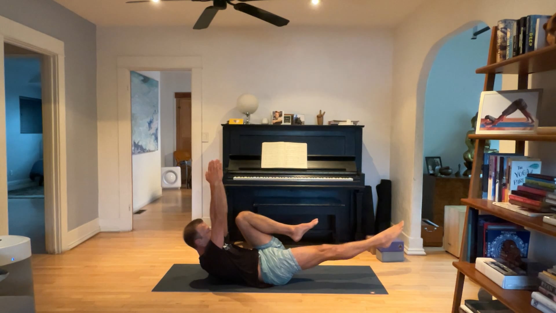 30 min Rise & Shine Vinyasa w/ Vytas ...