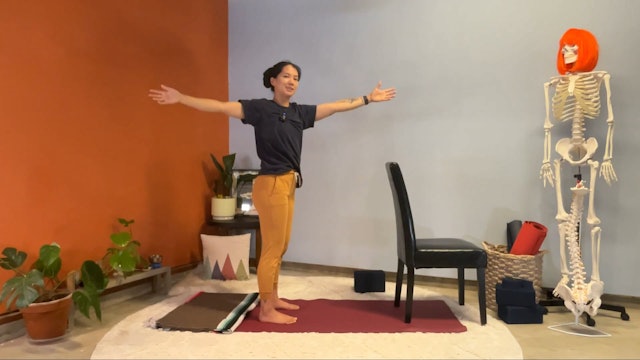 45 min Therapeutic Yoga w/ Elena – Relax Your Body & Mind 8/15/23