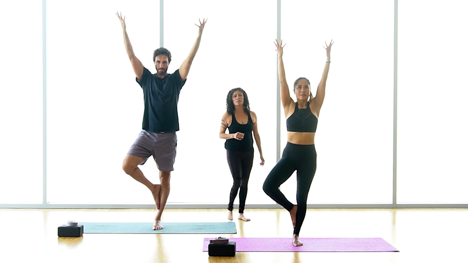 30 min Short Sequence for Hips w/ Maria