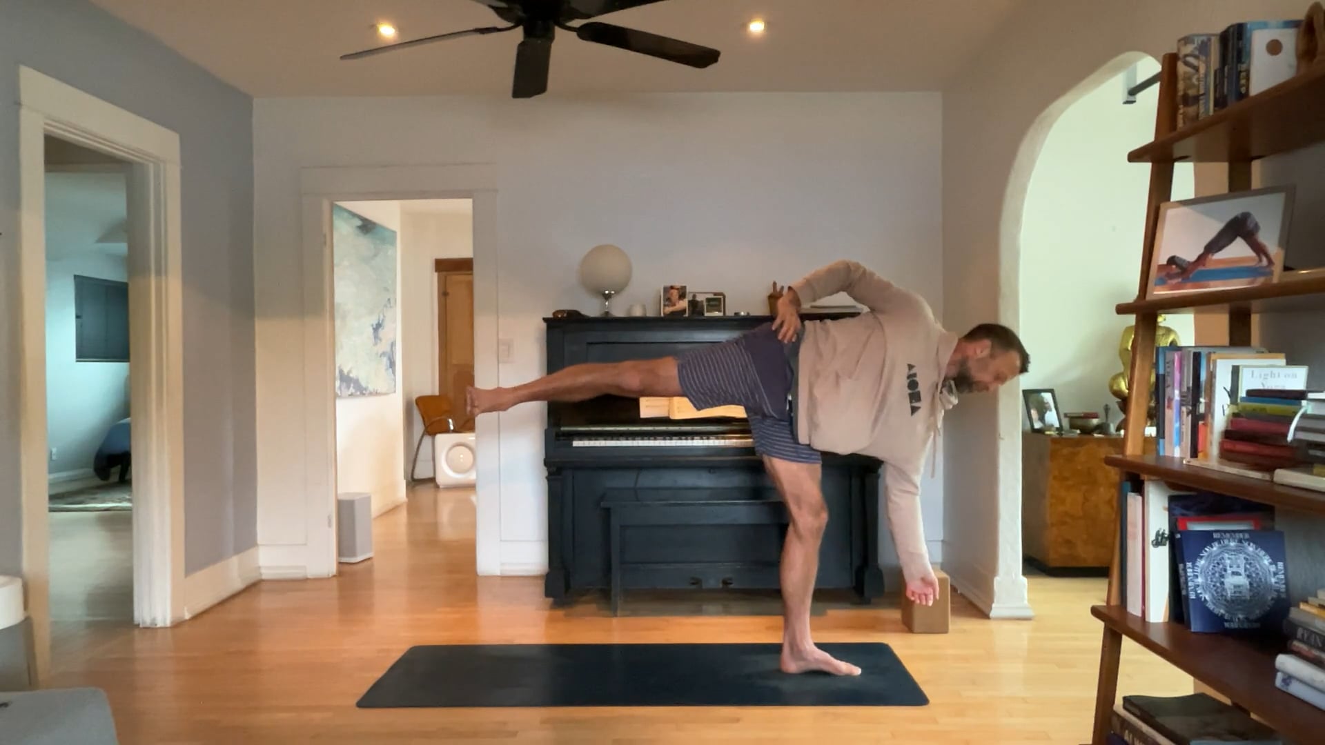 45 min Vinyasa 2 w/ Vytas - Strong Hi...