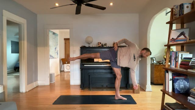 45 min Vinyasa 2 w/ Vytas - Strong Hi...