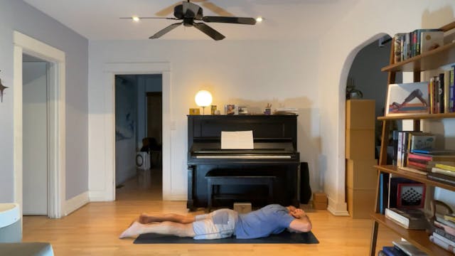30 min Rise & Shine Vinyasa : Vytas