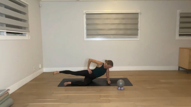 30 min Barre Tone w/ Maya - 2/18/25