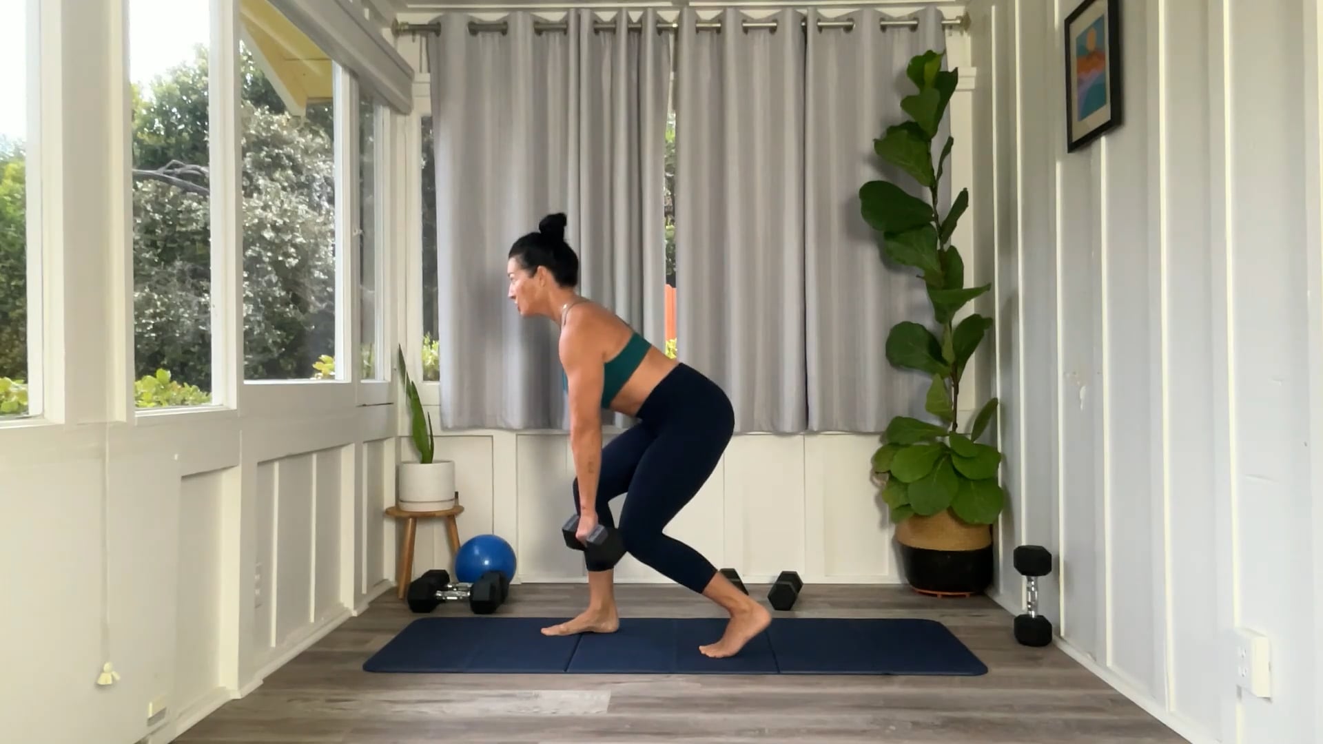 45 min Body Sculpt w/ Tracy Legs + Core 4/16/25