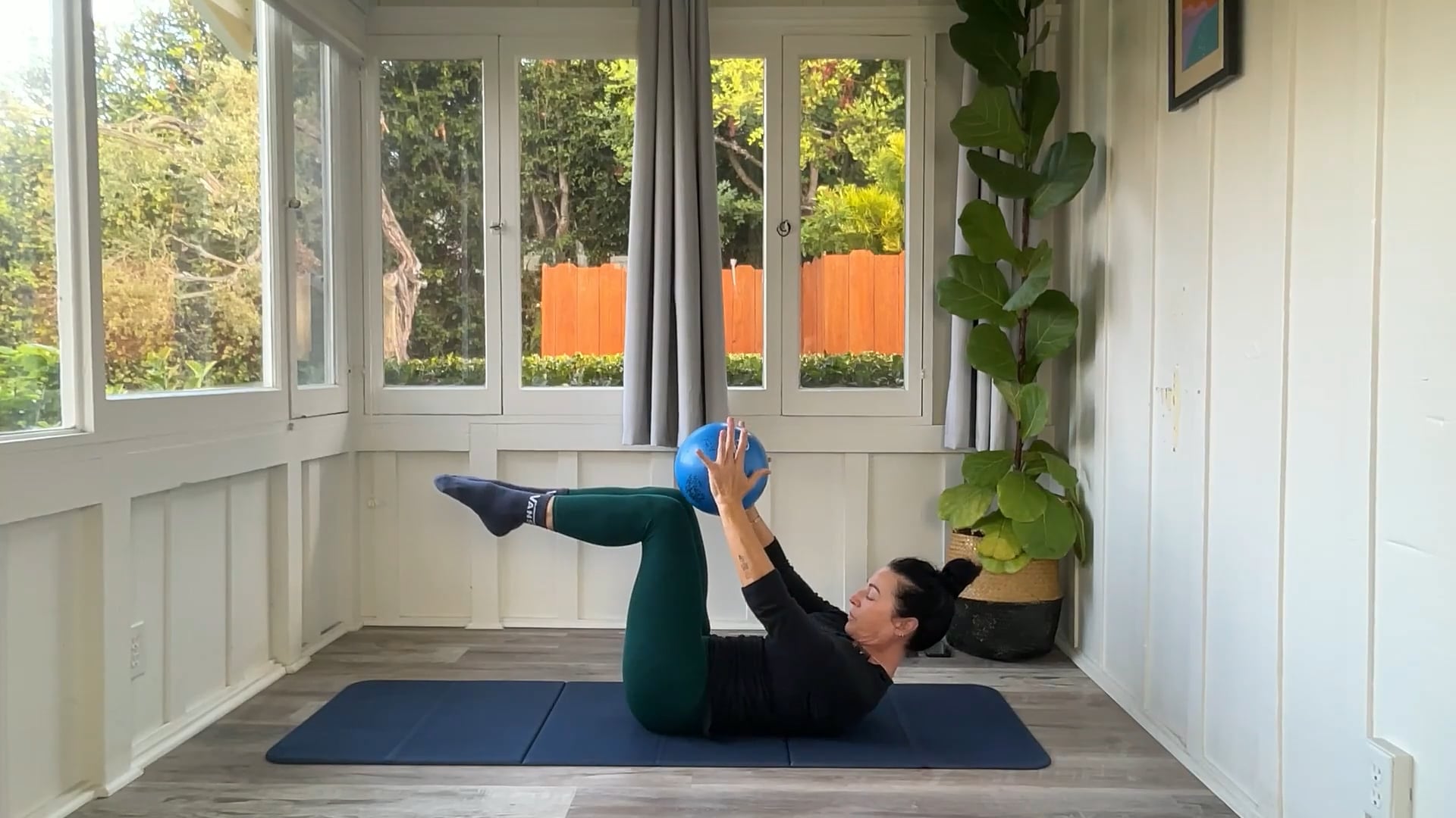45 min Full Body Pilates: Tracy