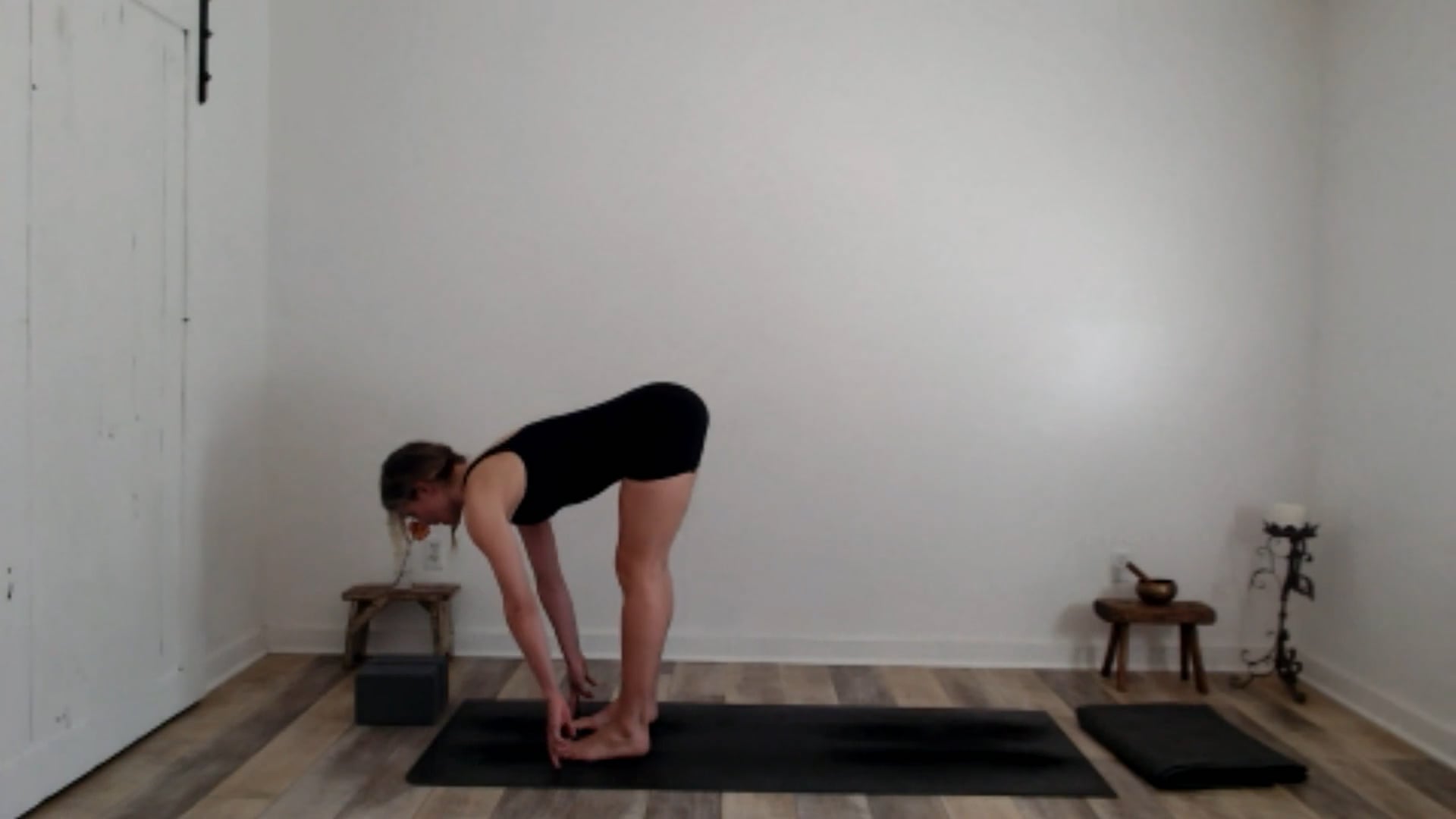 60 min Vinyasa Flow  w/ Ashley - Brea...