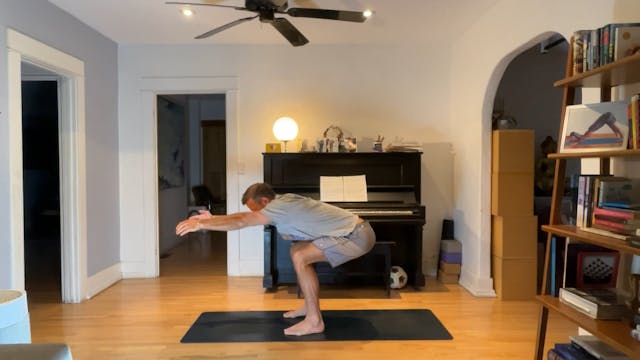 30 min Rise & Shine Vinyasa : Vytas