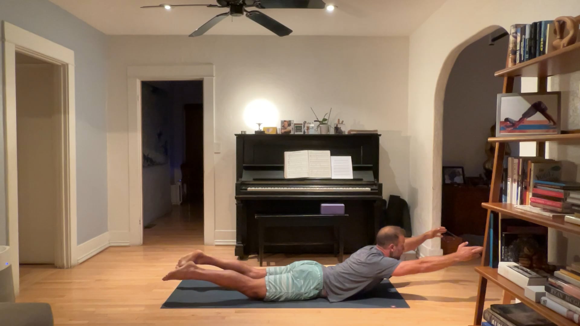 30 min Rise & Shine Vinyasa w/ Vytas ...