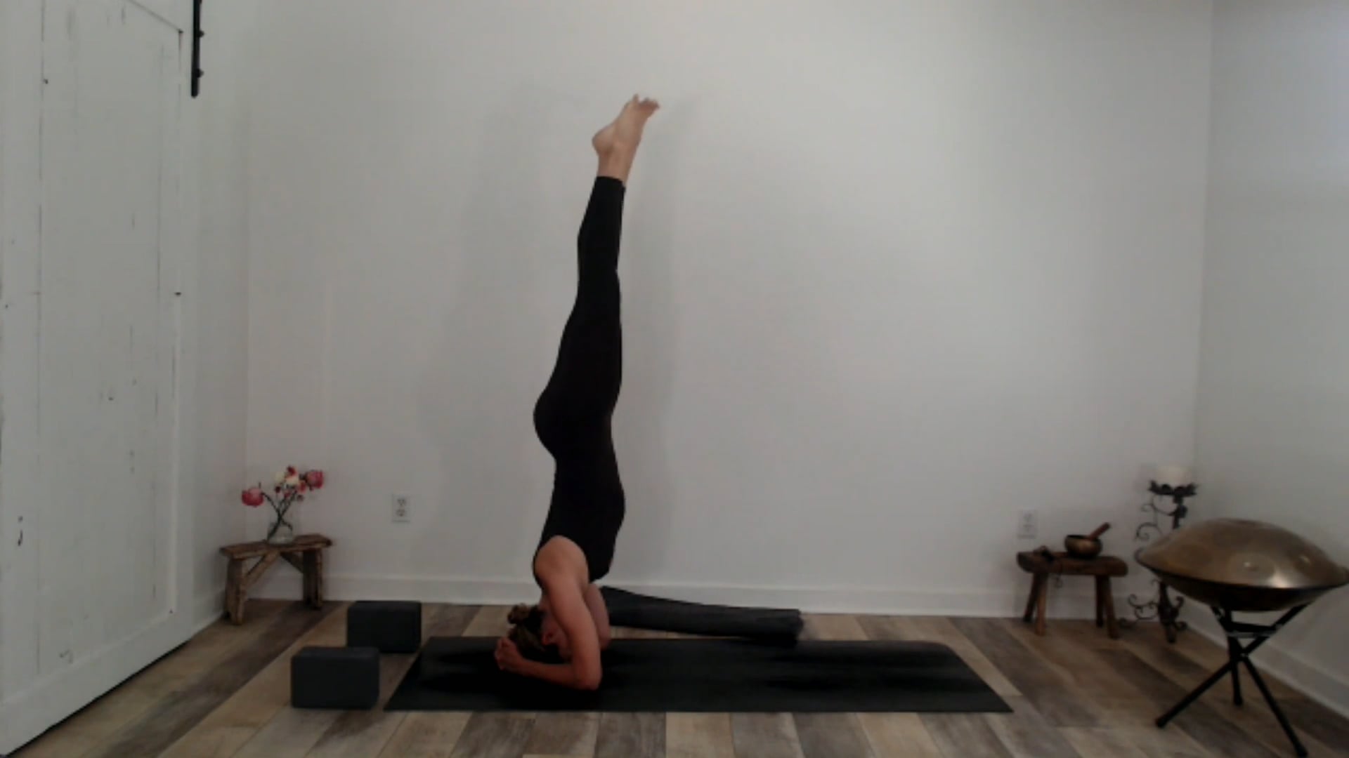 60 min Vinyasa Flow w/ Ashley - Purif...