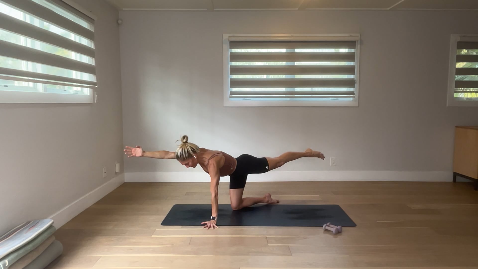 30 min Barre Tone w/ Maya - 4/22/25