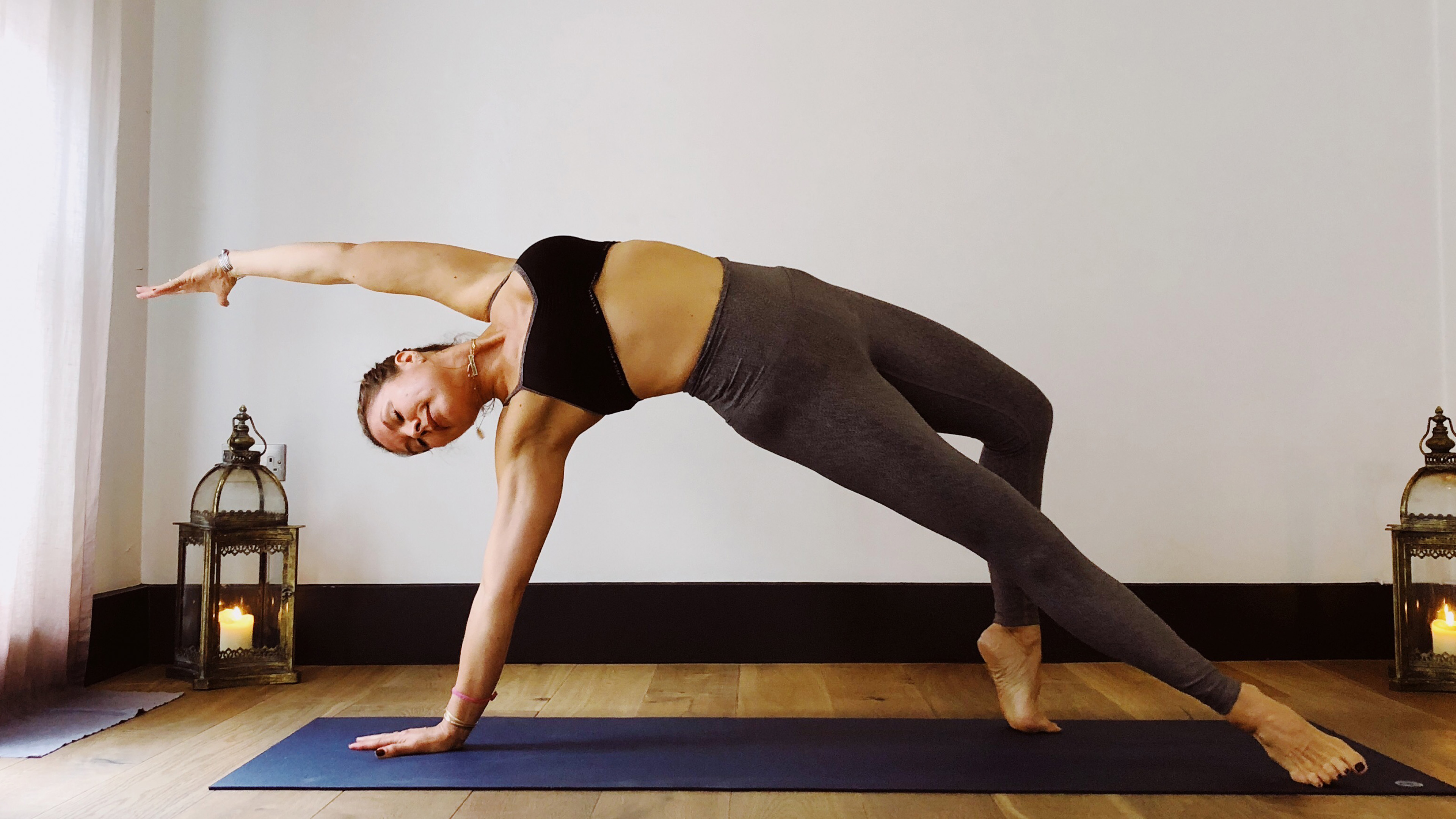 20 min Twisting Practice w/ Mia