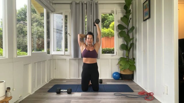 45 min Body Sculpt w/ Tracy Arms + Ab...