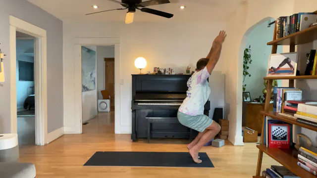 45 min Vinyasa 2 : Vytas