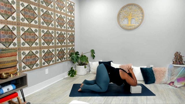 60 mins. Yin Yoga w/ Tamika – Grounded Heart Openers 9/11/23