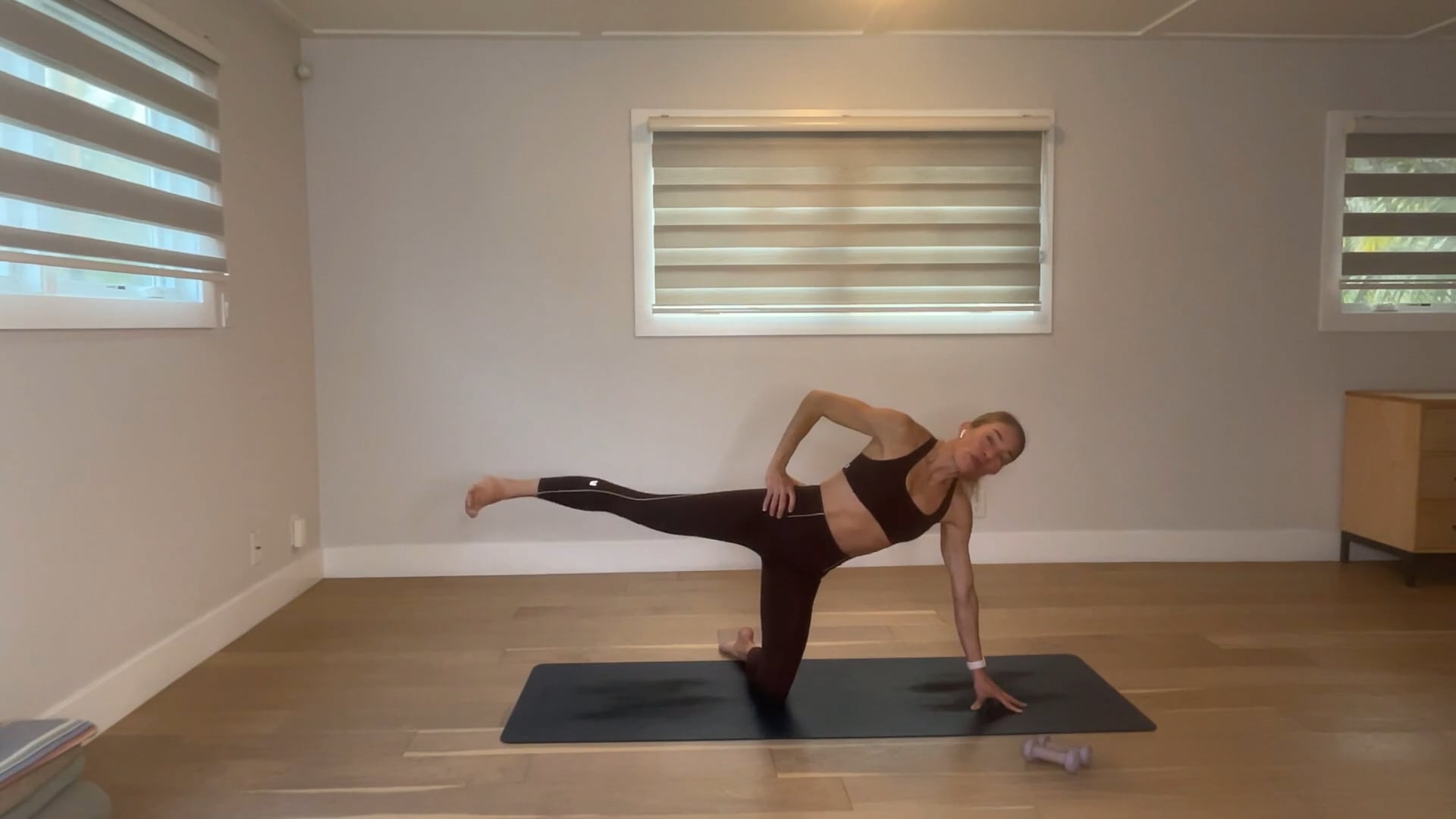 25 min Barre Tone w/ Maya - 1/19/25