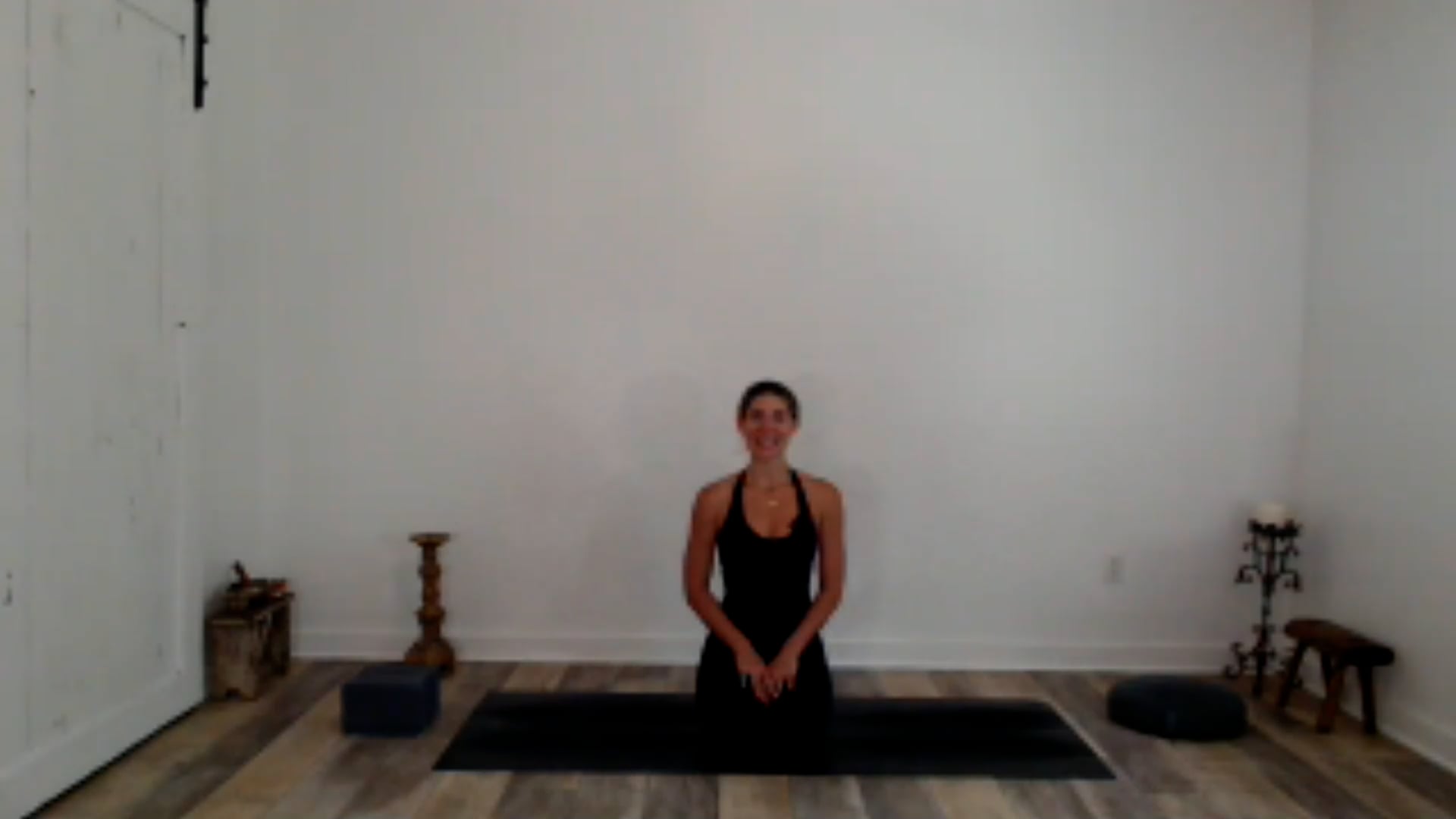 60 min Twisting + Capacity Vinyasa: Ashley
