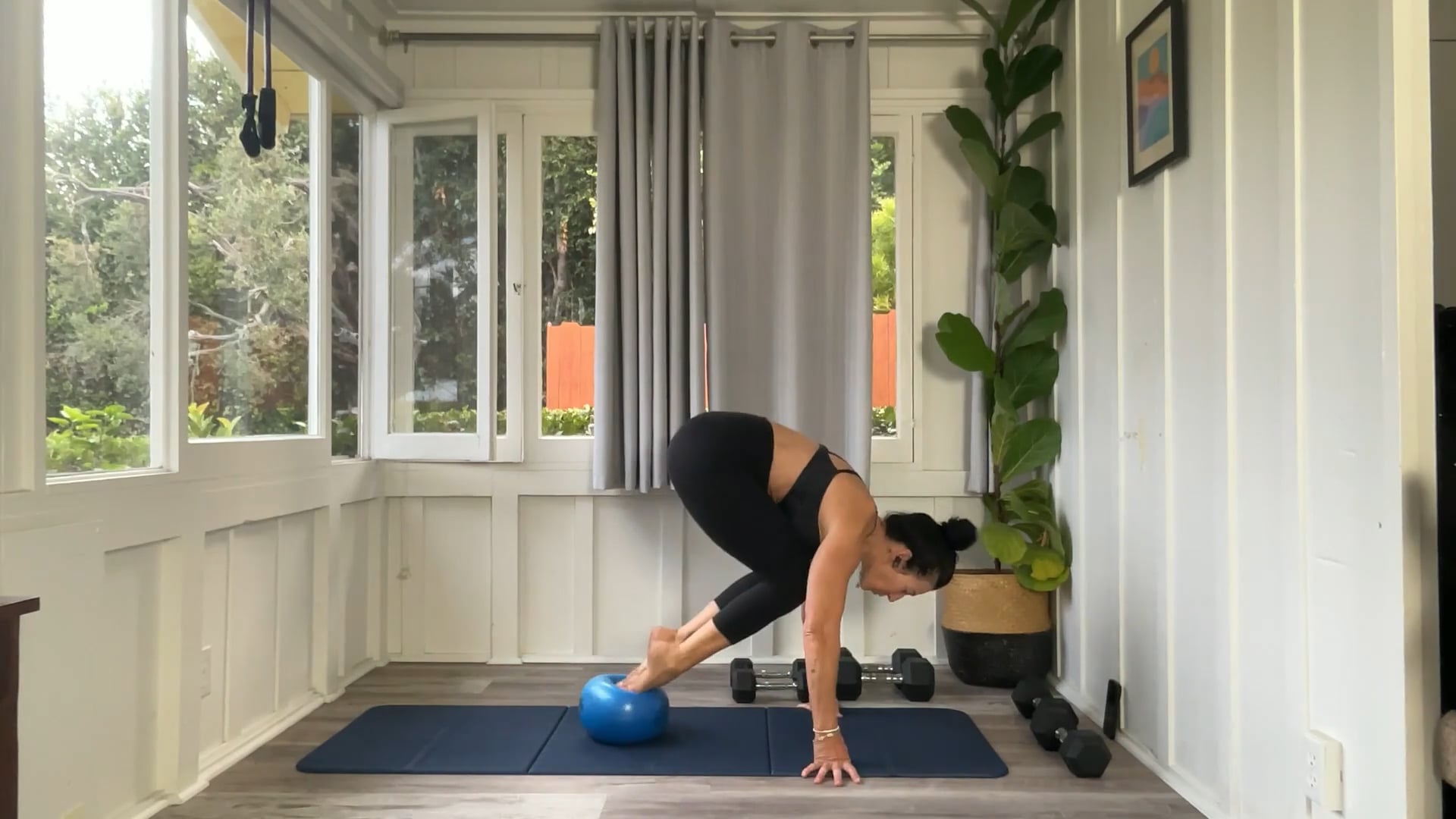 45 min Body Sculpt w/ Tracy - Legs and Core 10/1/25