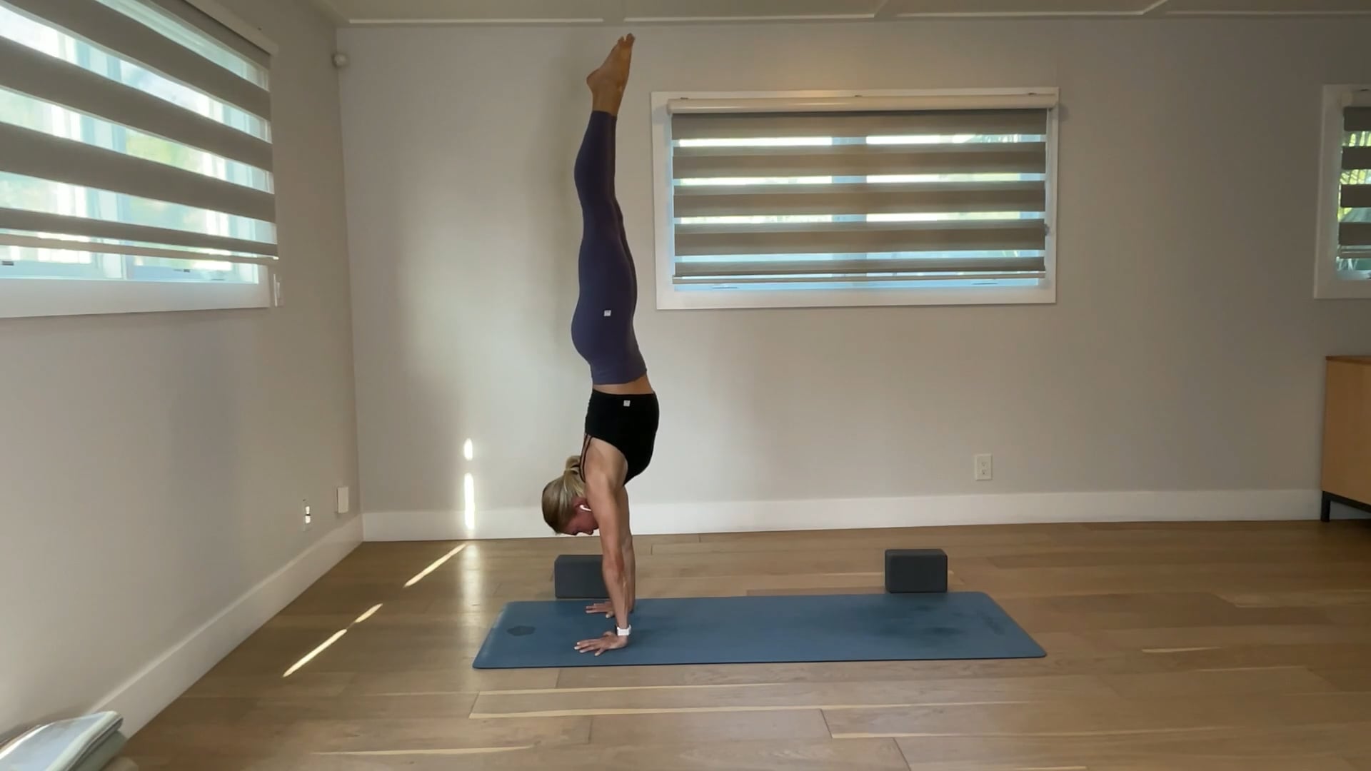60 min YogaWorks Level 2: Maya