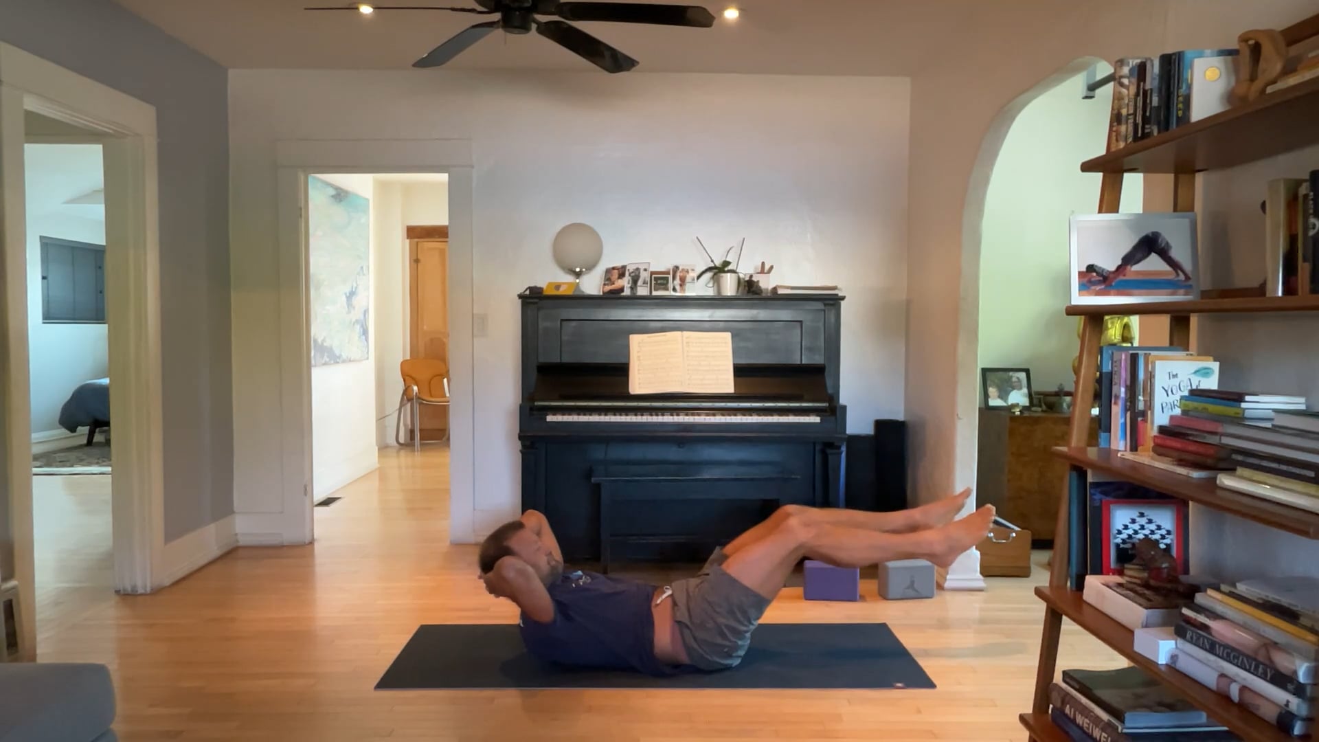 45 min Vinyasa 2 w/ Vytas - Monday St...