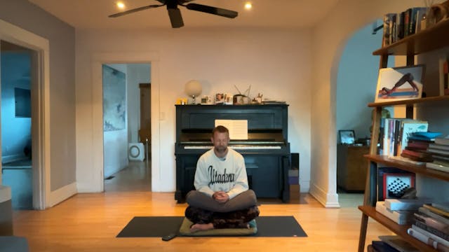 30 min Gentle Vinyasa & Meditation : ...