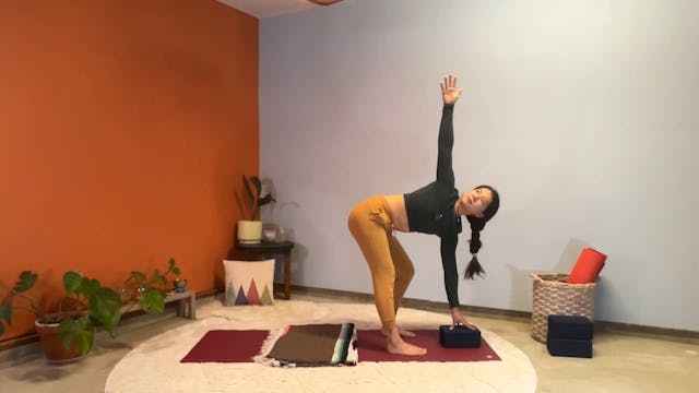 30 min Gentle Compassion w/ Elena