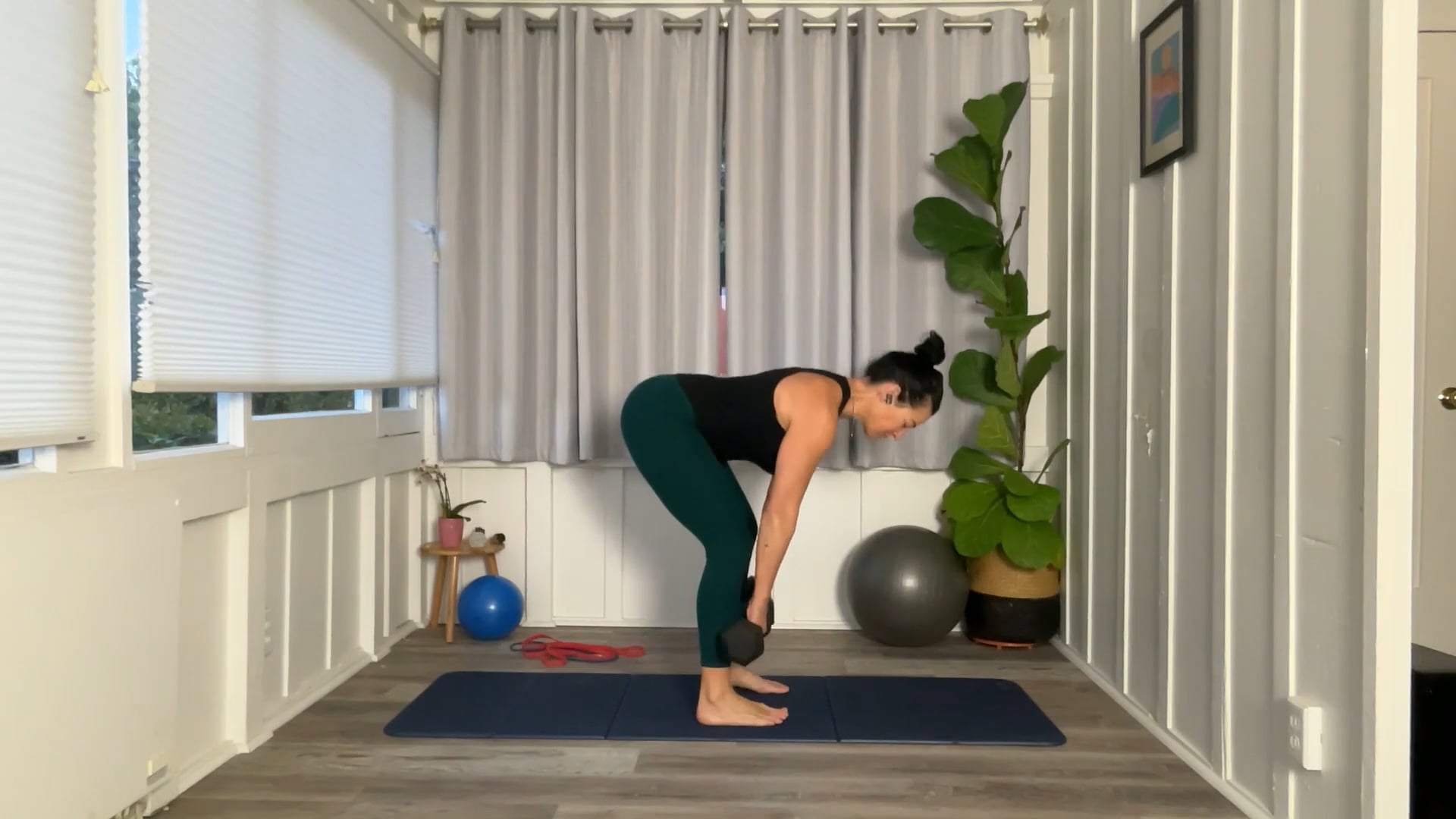 45 min Body Sculpt w/ Tracy Legs + Ab...