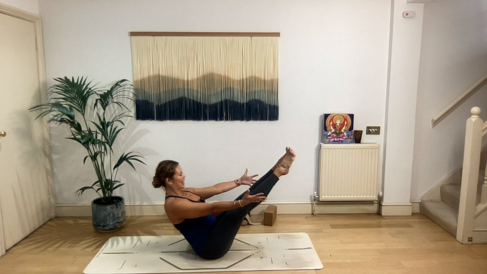 75 min Vinyasa Flow level 2/3 w/ Mia - Power Source - 7/22/2025