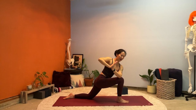 40 min Hatha Yoga 1/2 with Elena – Root to Rise