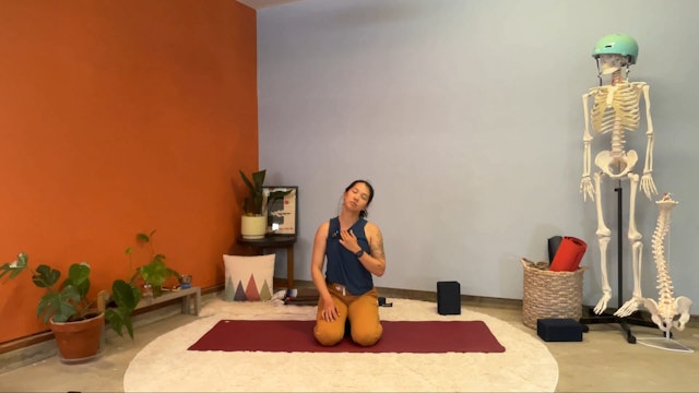 45 min Hatha Yoga 1 w/ Elena – Hamstrings with a splash of Neck 7/31/23