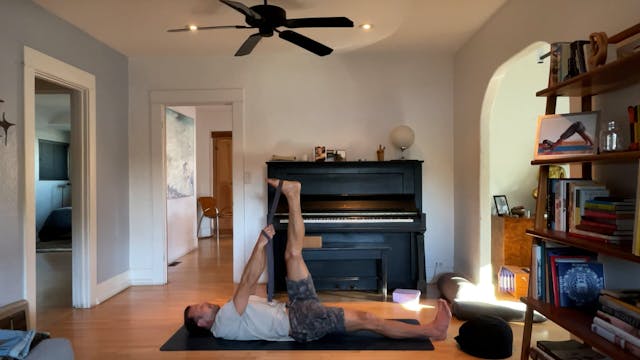 30 min Yin & Restorative w/ Vytas - I...