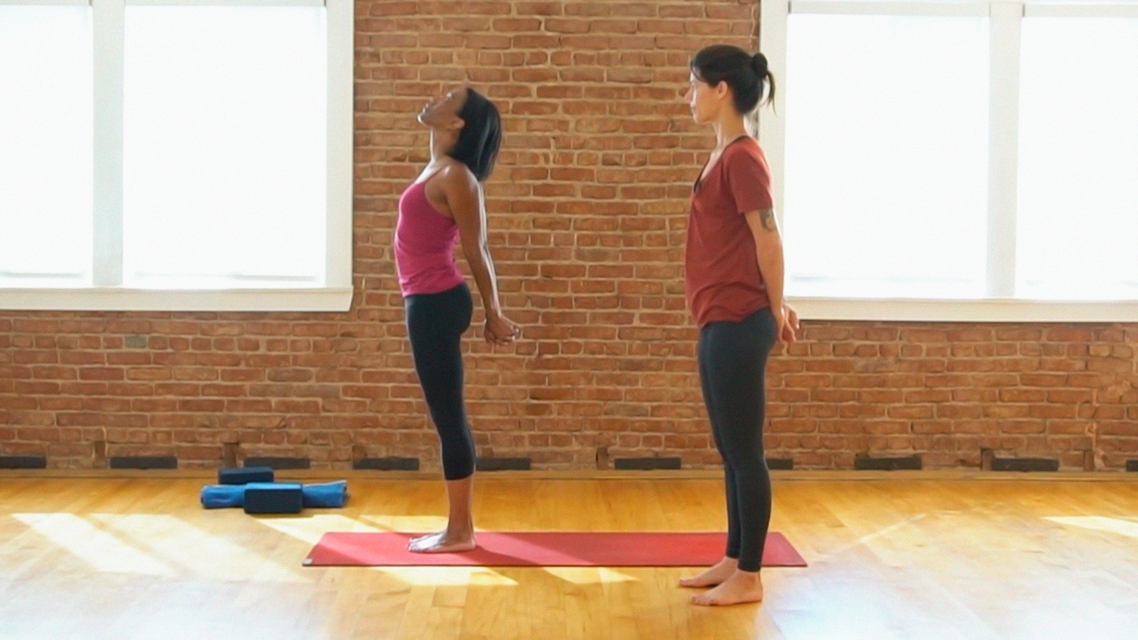 20 min Flow Yoga for Your Spine w/ Sara