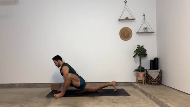 20 min Self-Care Slow Flow w/ Gustavo