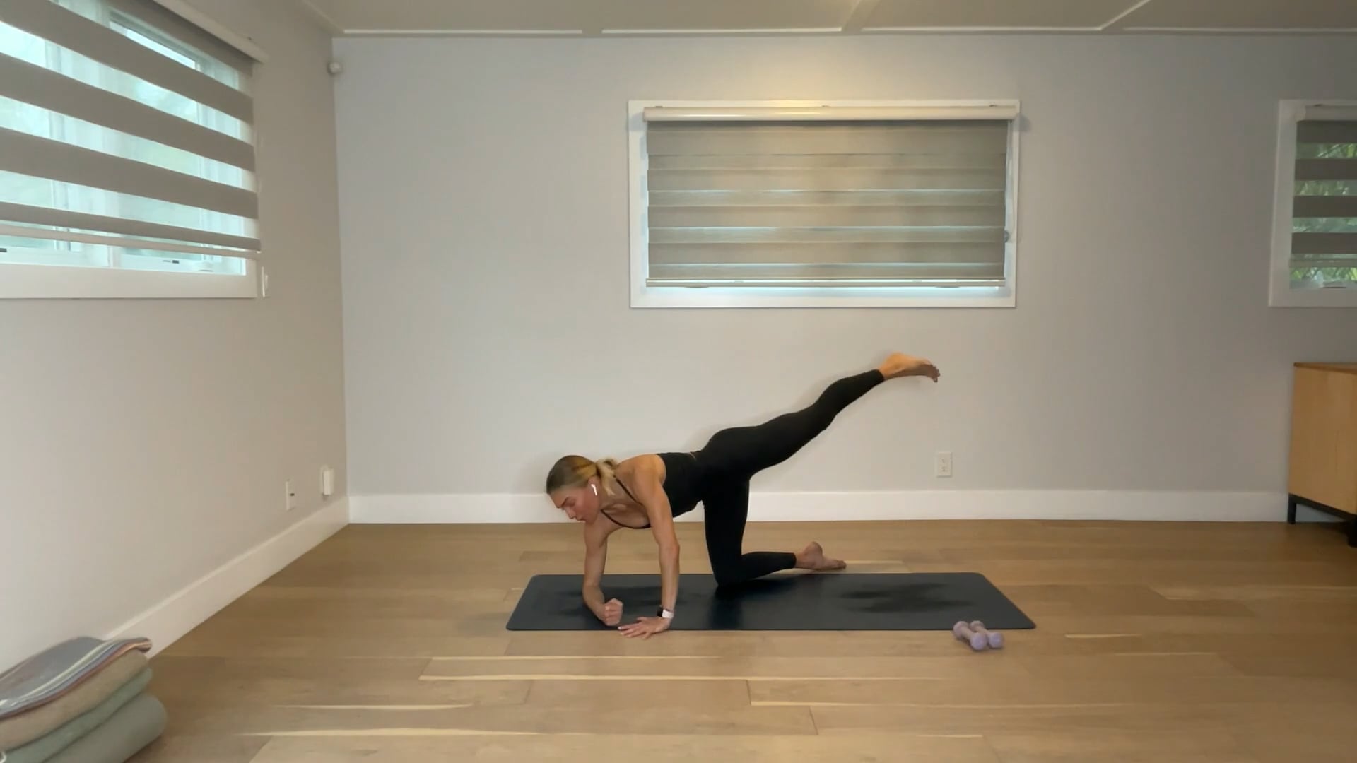 25 min Barre Tone w/ Maya - 12/29/24