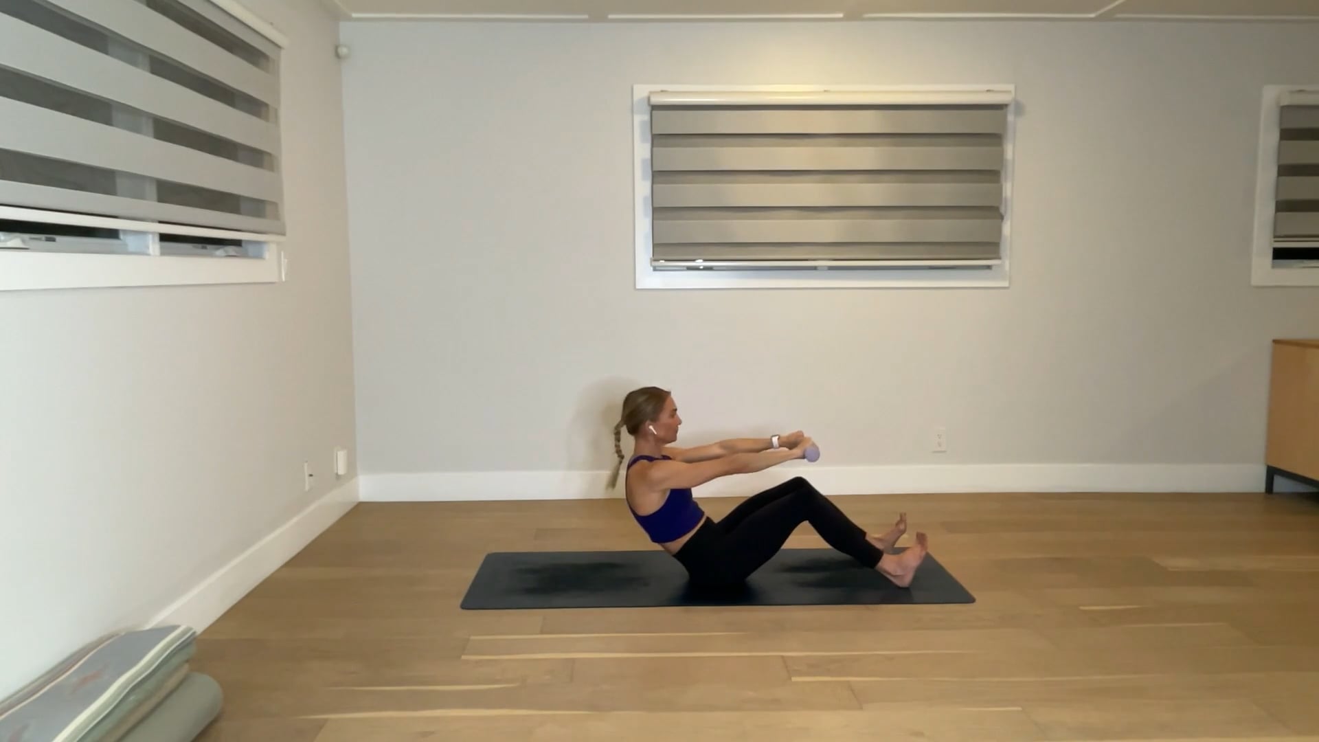 30 min Barre Tone: Maya