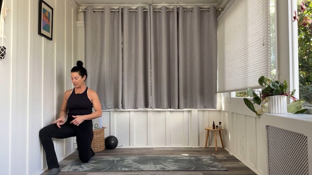 45 min Pilates Mat w/ Tracy- Knee and Core Strength 2/8/24