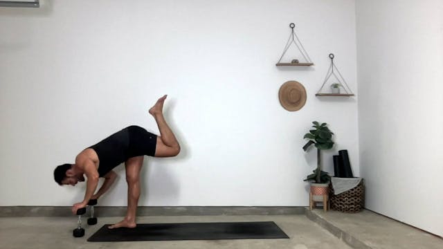 30 min Yoga Sculpt w/ Gustavo - Flow ...