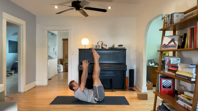 45 min Vinyasa 2 : Vytas