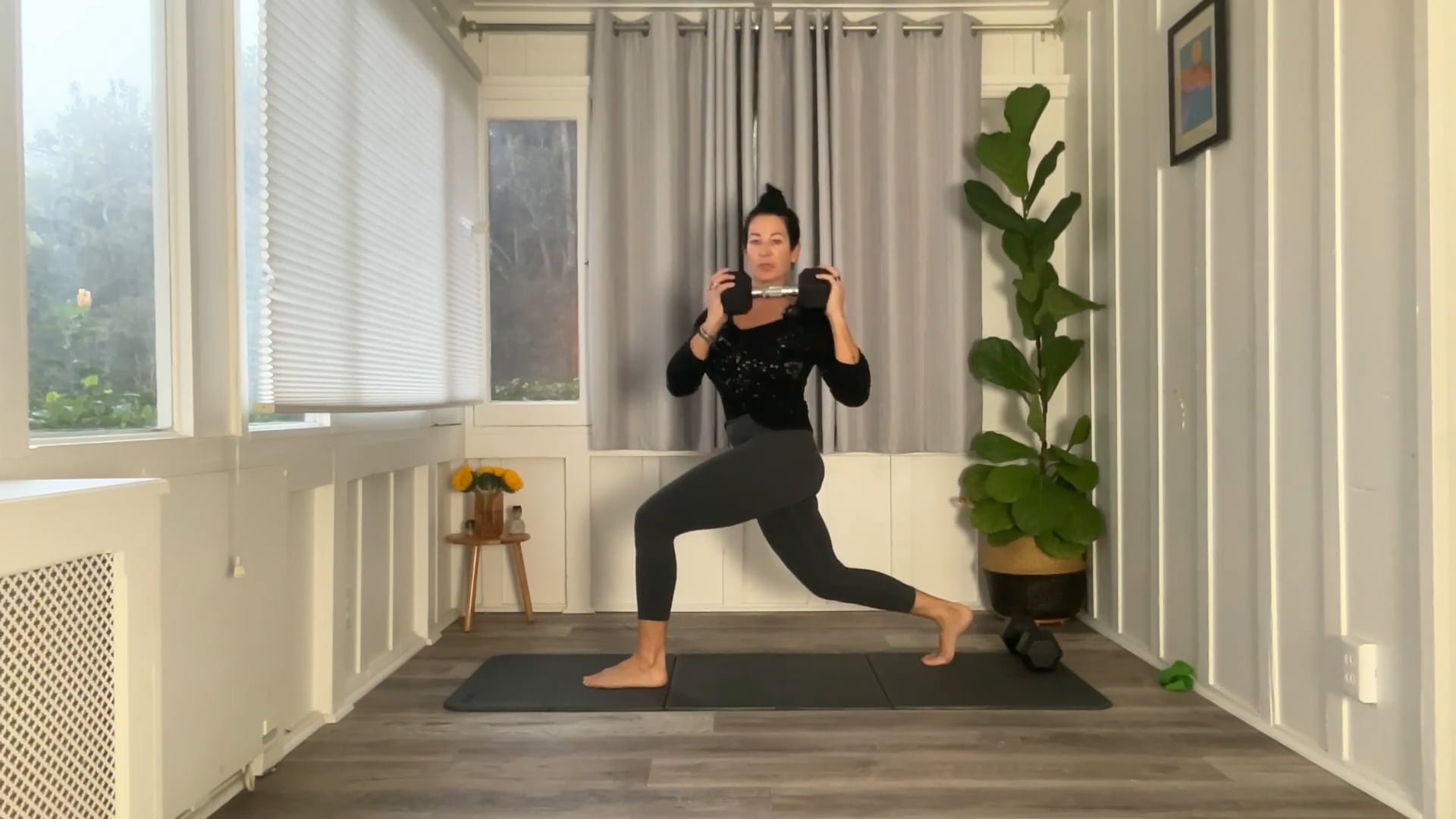 45 min Body Sculpt All Levels w/ Tracy Legs Legs Legs - 12/20/24