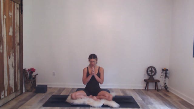 10 Min Meditation w/ Ashley - Breath ...