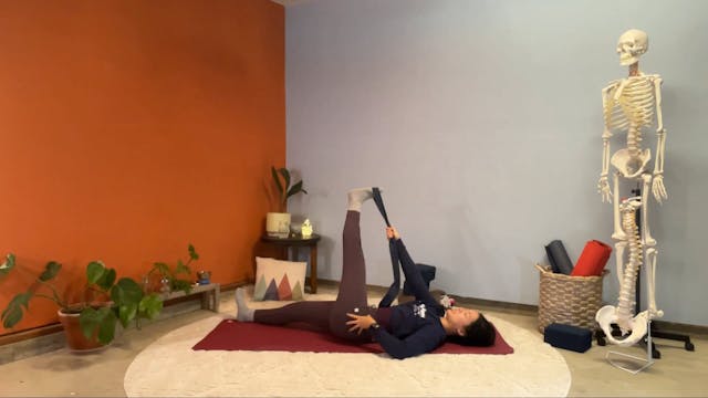 60 min Therapeutic Yoga w/ Elena - Cl...