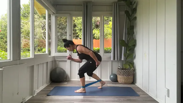 45 min Body Sculpt Travel Legs: Tracy