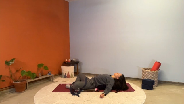 60 min Therapeutic Yoga w/ Elena – Nervous System Reset 4/25/24
