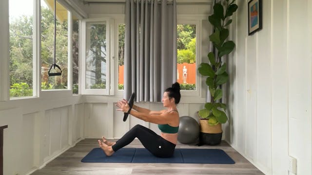 45 min Full Body Pilates w/ Tracy - 1...